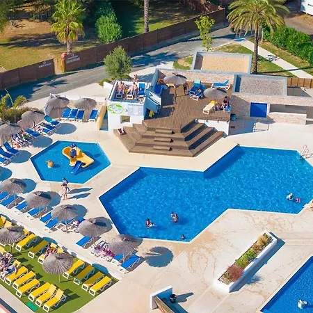 Zecamping 4 Etoiles 3km Piscine Animaux Acceptes Club Enfant Animations