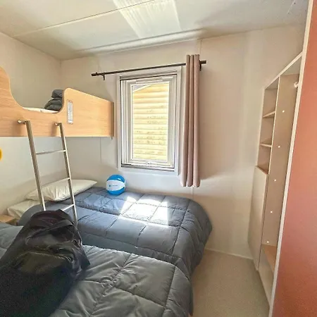 Camping Zecamping 4 Etoiles 3km Piscine Animaux Acceptes Club Enfant Animations Saint-Cyprien (Pyrenees-Orientales)